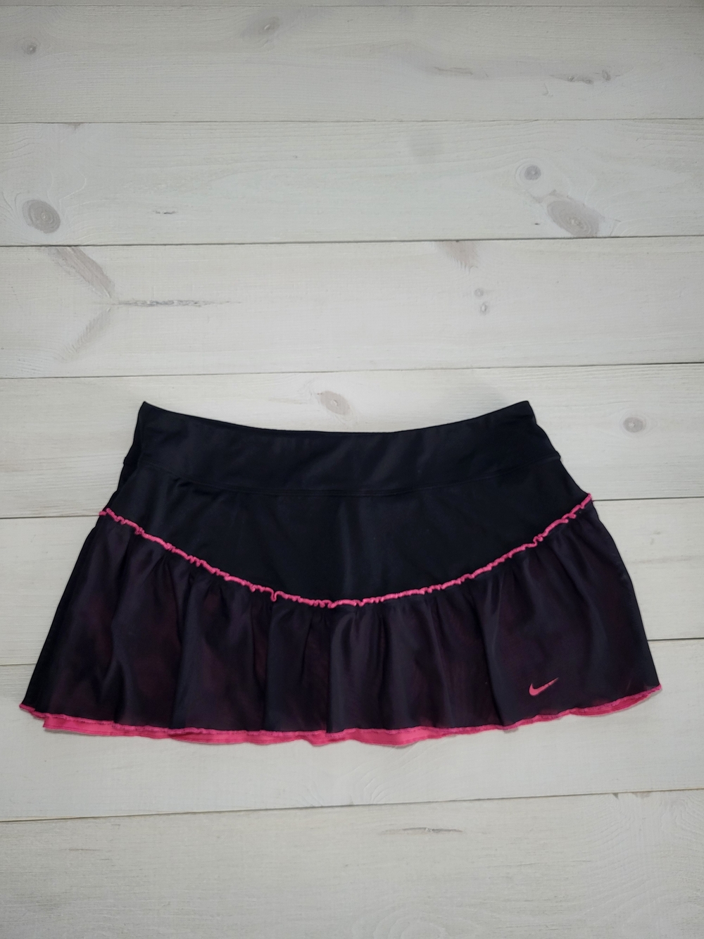 Nike Skorts Dri-Fit Tiered Ruffle Mini Skirt Tennis Golf Hot Pink Lined Trim.